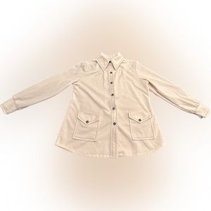 Vintage 60s/70s Women’s/Unisex Beige/Cream Button-Up Shirt W/ 2 Front Pockets